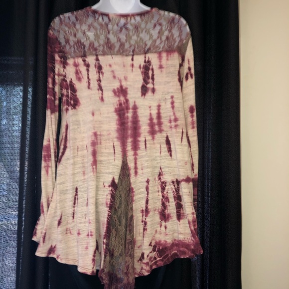 Casual shirt 🌹🌹🌹 - Picture 2 of 4